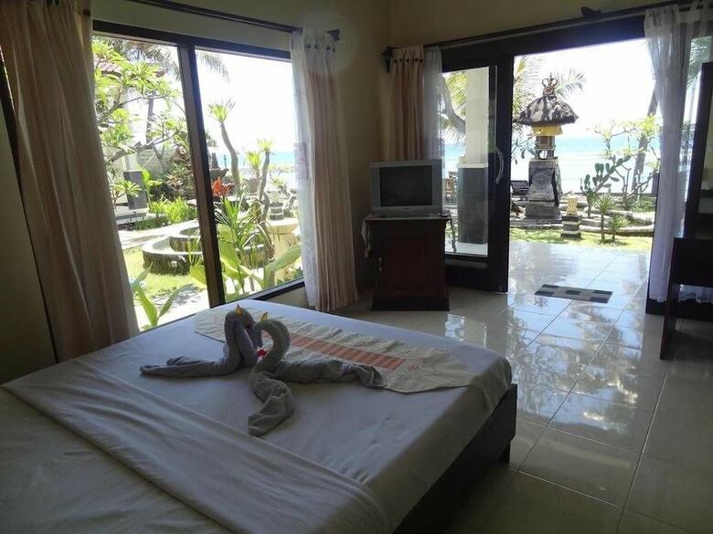 Hotel Segara Wangi Beach Cottages