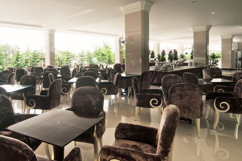 Hotel Lk Grand Living Place