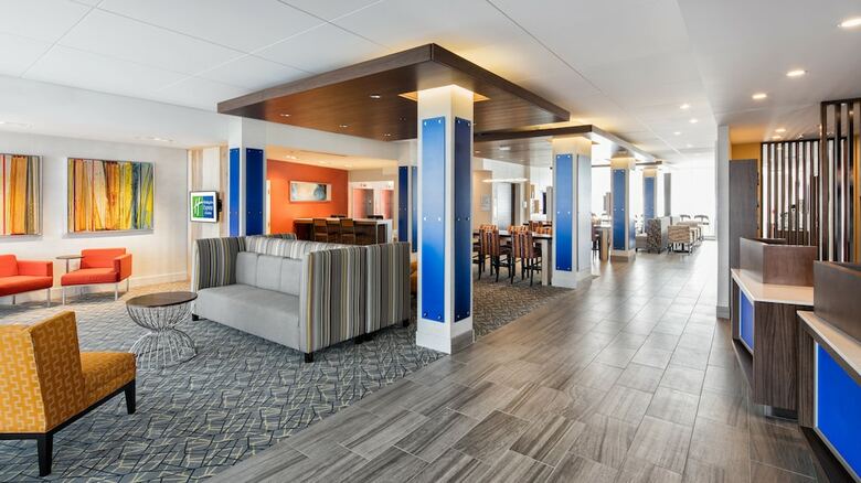 Hotel Holiday Inn Express & Suites East Peoria - Riverfront