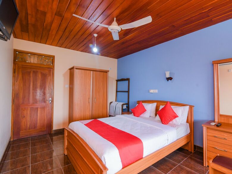 Hotel Oyo 353 Blue Heaven Guest House