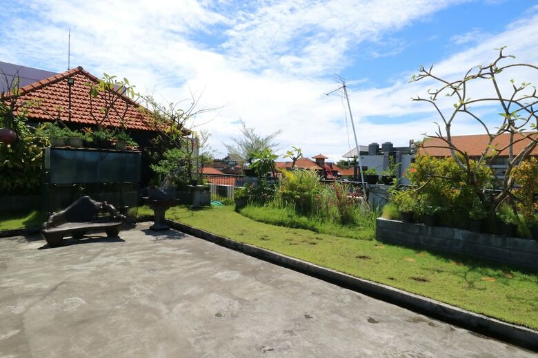 Hotel Kondra Premiere Guest House