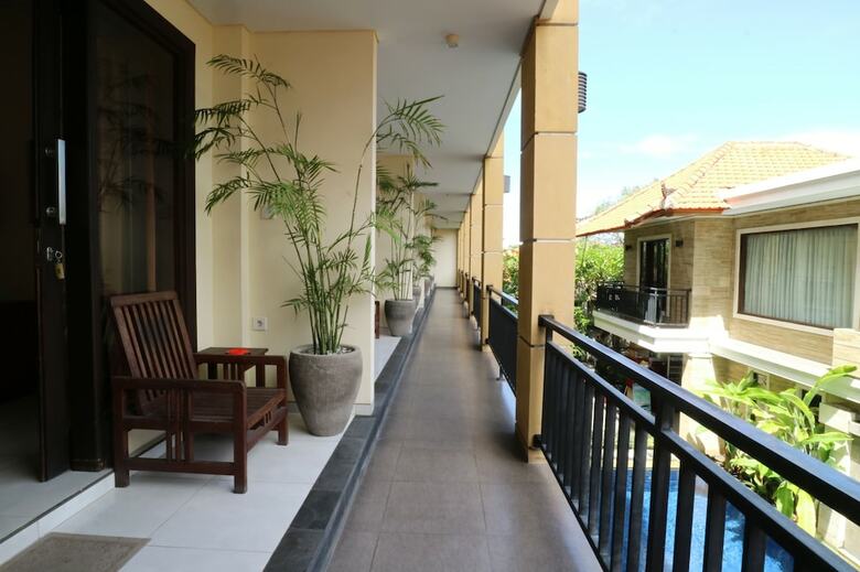 Hotel Kondra Premiere Guest House