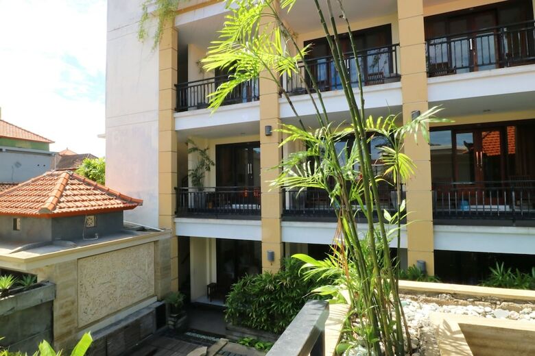 Hotel Kondra Premiere Guest House