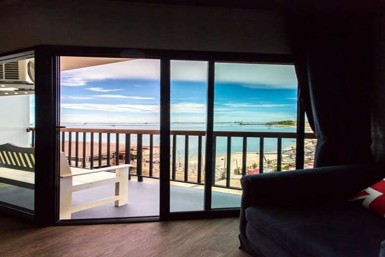 Hotel The Loft Seaside Sriracha
