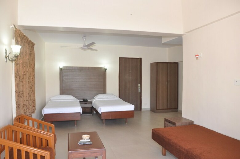 Hotel Valvan Village Resort