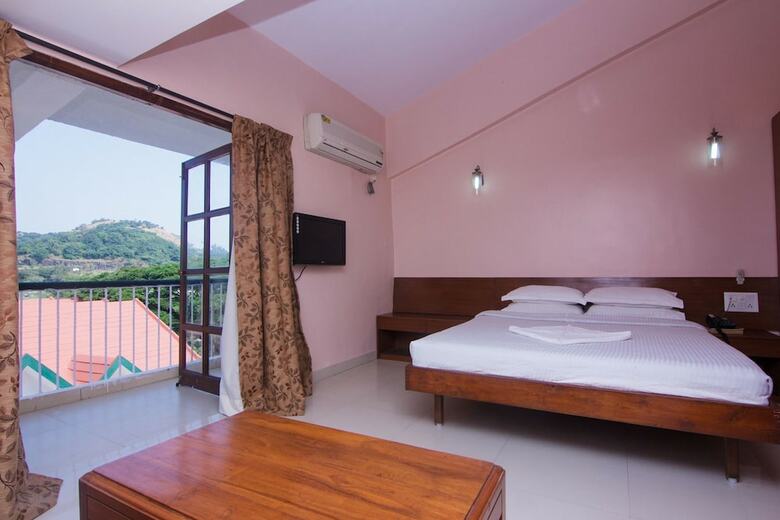 Hotel Valvan Village Resort