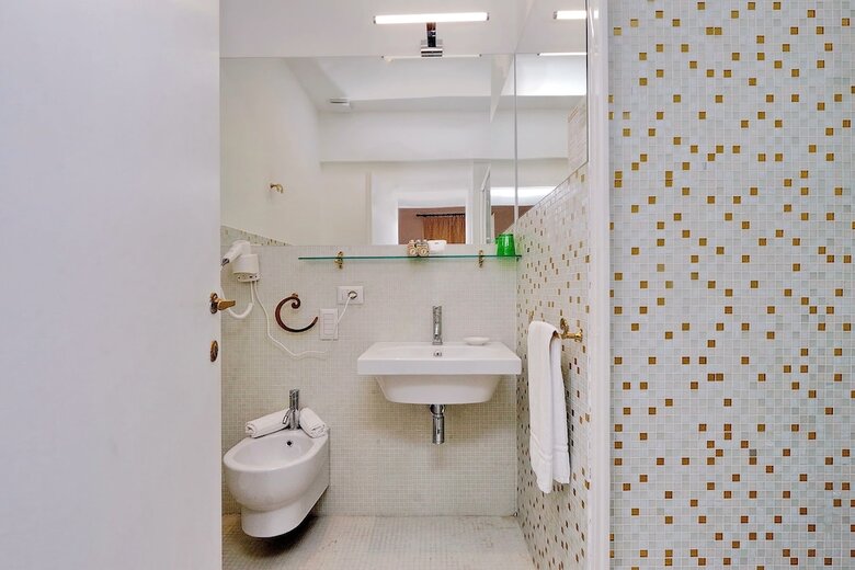 Hotel Al Corso 4