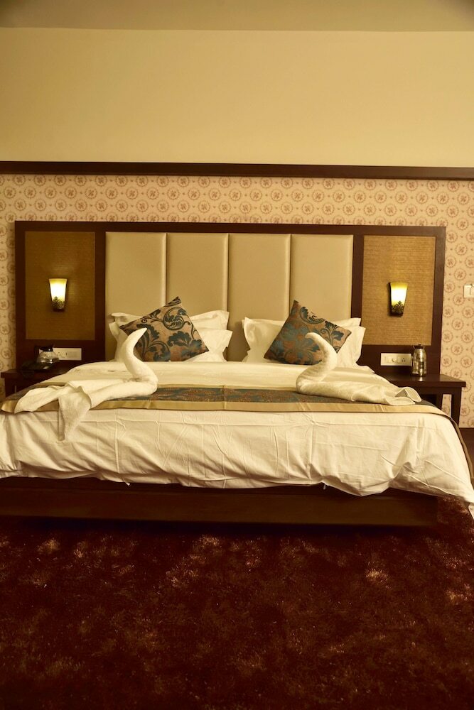 Hotel The Fern Hillside Resort Bhimtal