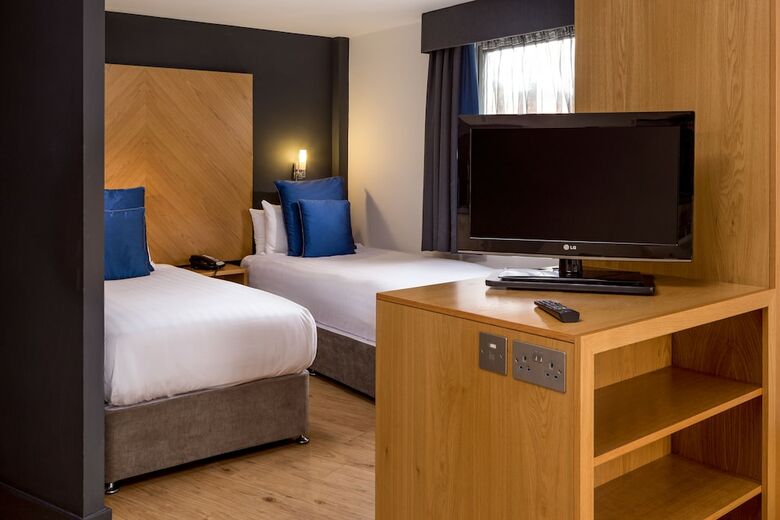 Apartamentos Roomzzz Leeds City West