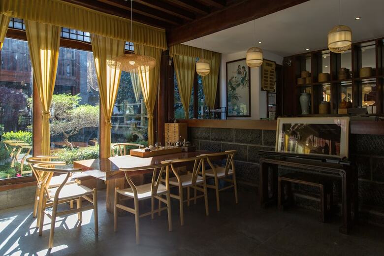 Lijiang Hotel Junpoxuan