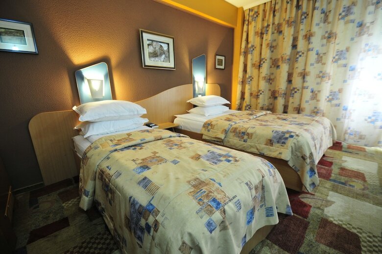 Hotel Ambassador