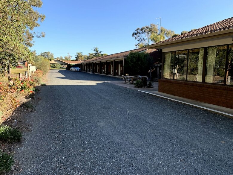 Kingswood Motel