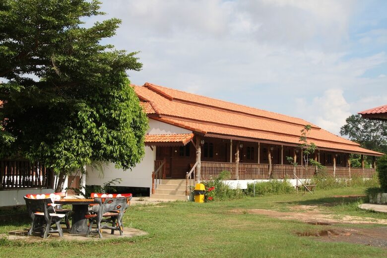 Hotel Plaifah Resort Ubon