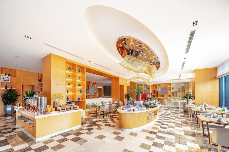 Hotel Holiday Inn Neijiang Riverside
