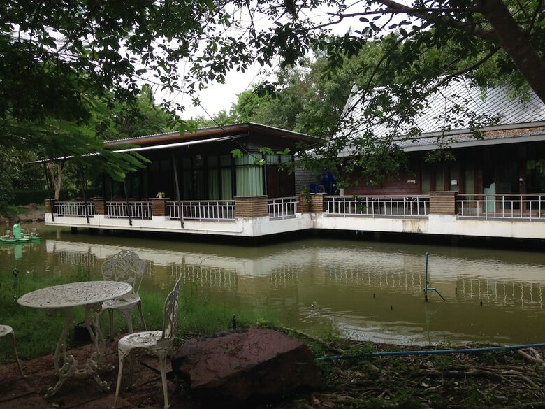 Hotel Young Coconut Garden Home Resort