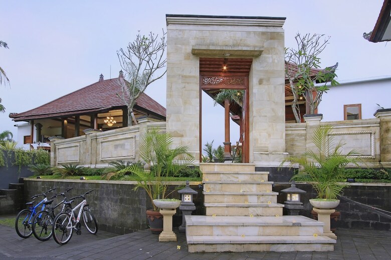 Puri Hari Resort And Villas