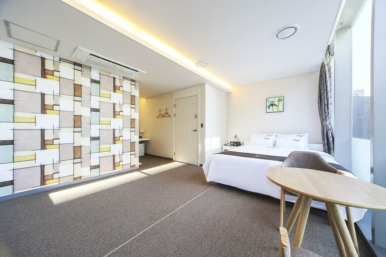 Hotel Sky Beach