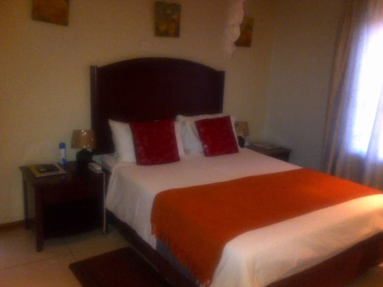 Hotel Comfort Palace Guesthouse Kasane