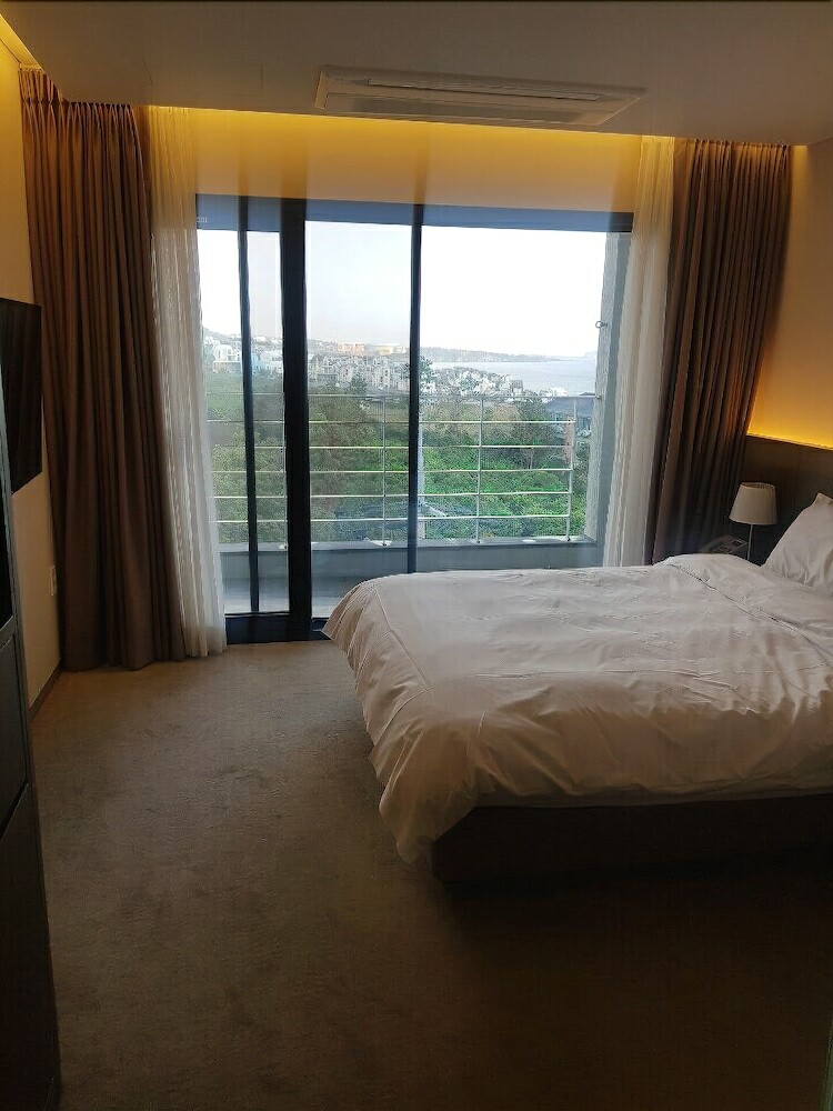 Grand Mer Hotel Jeju