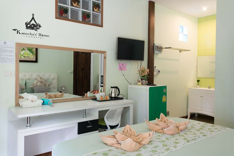 Hotel Kanecha's Home Lampang
