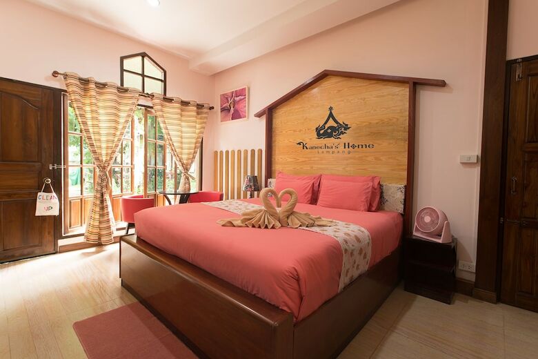 Hotel Kanecha's Home Lampang