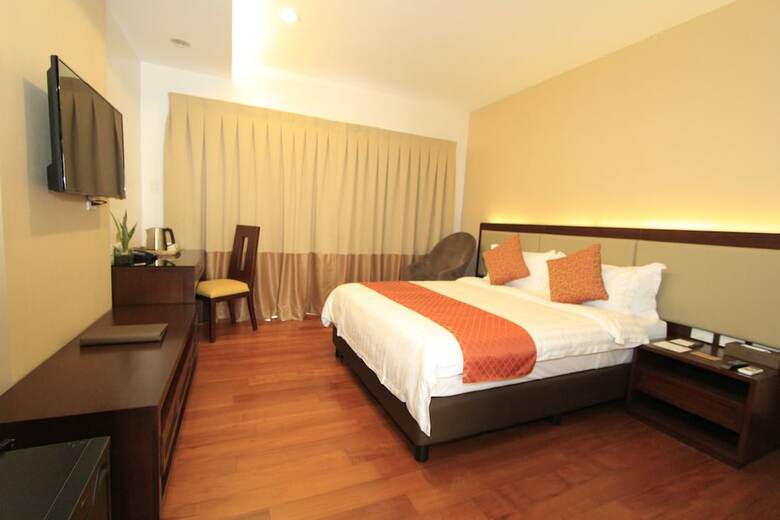 Hotel Coron Soleil Garden Resort