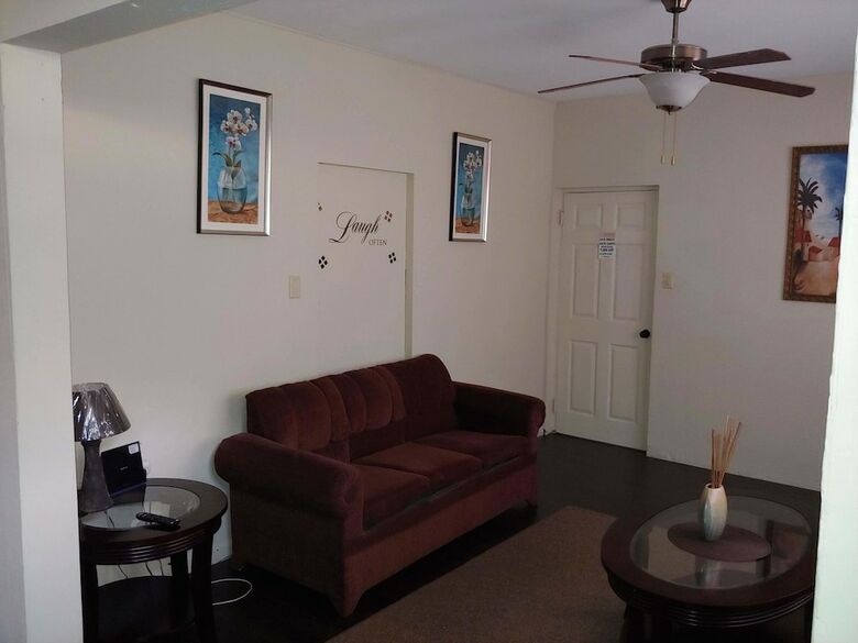 Hotel Rockhampton Retreat Guest House