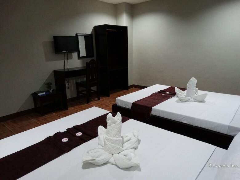 Hotel Harbour Gardens Tourist Inn
