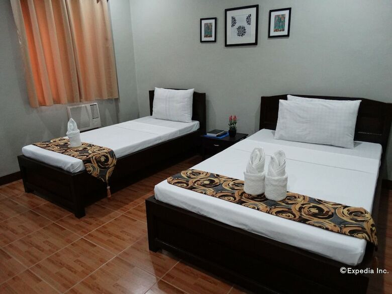 Hotel Harbour Gardens Tourist Inn