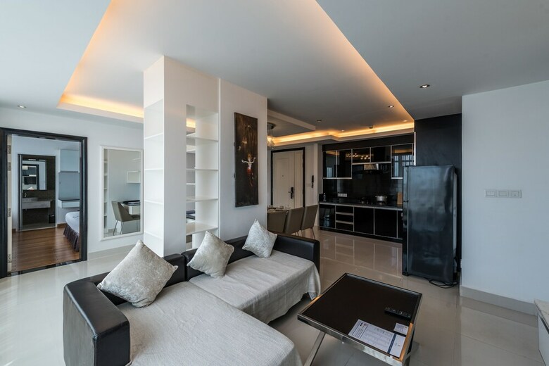 Hotel Naki Suites @ Silvertown