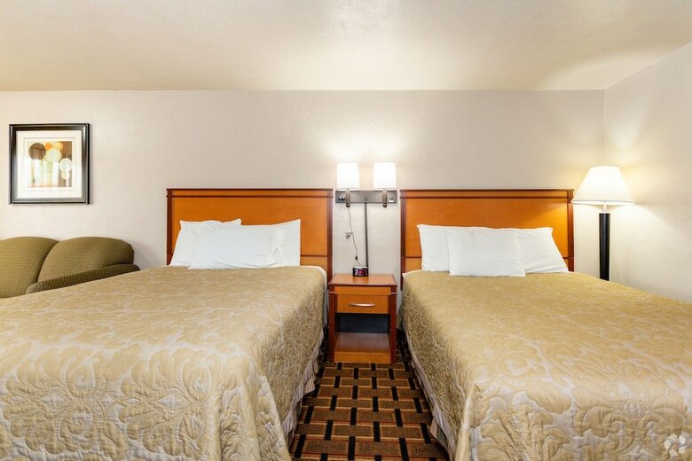 Motel Anchor Bay Inn