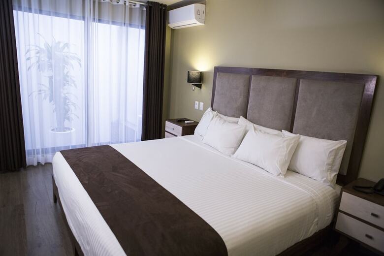 Hotel Suites Lerma