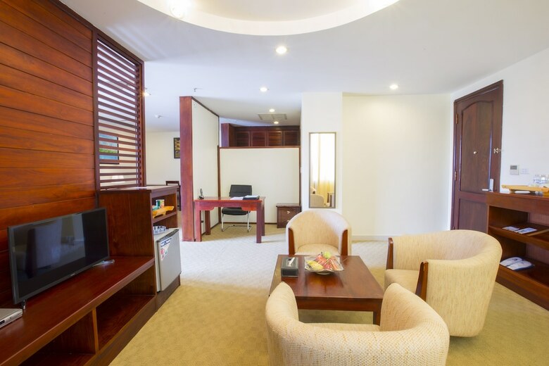 Vientiane Plaza Hotel