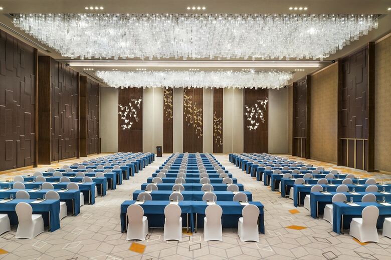 Meixi Lake Hotel, A Luxury Collection Hotel, Changsha