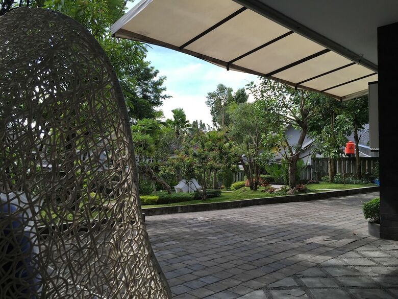 Hotel Rumah Kecil Jatirejo