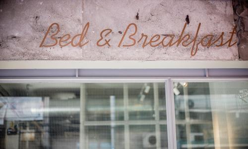 Hostal 2w Bed & Breakfast Bangkok