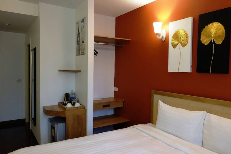 Cozy At 9 Hotel And Kitchen