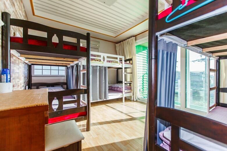 Hostal Seongsan Hotpul Guesthouse - Hostel