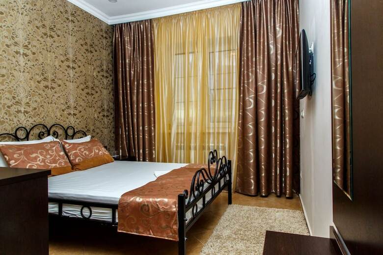 Hotel Marton Cherepovetskaya