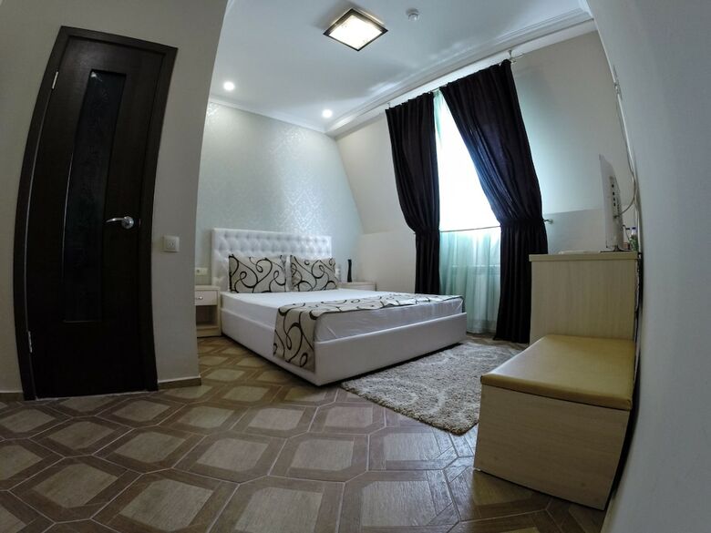Hotel Marton Cherepovetskaya