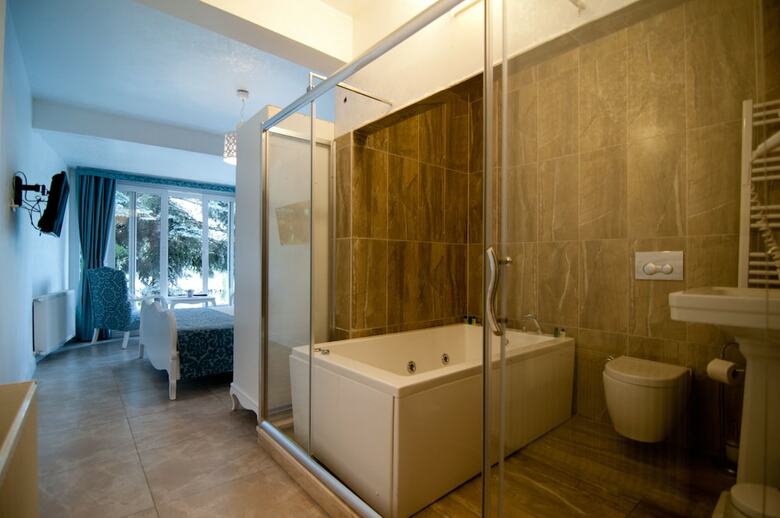 A?va Nehir Evi Butik Hotel