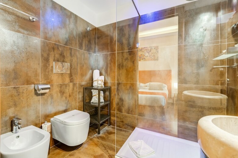 Hotel Lhr Coliseum B&B