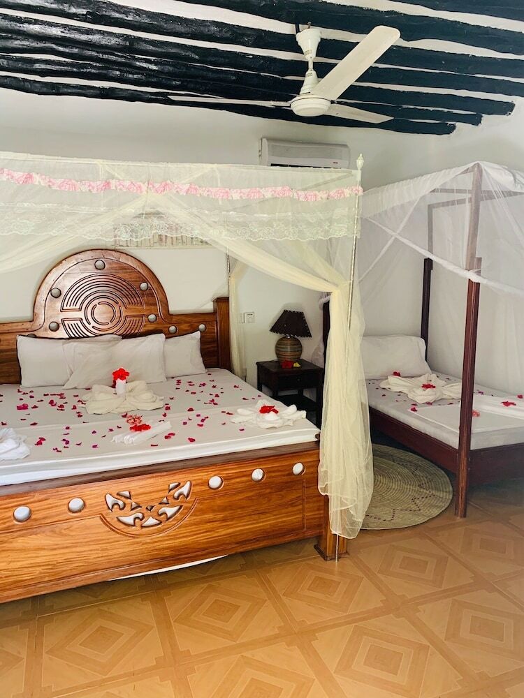 Posada Menai Bay Beach Bungalows