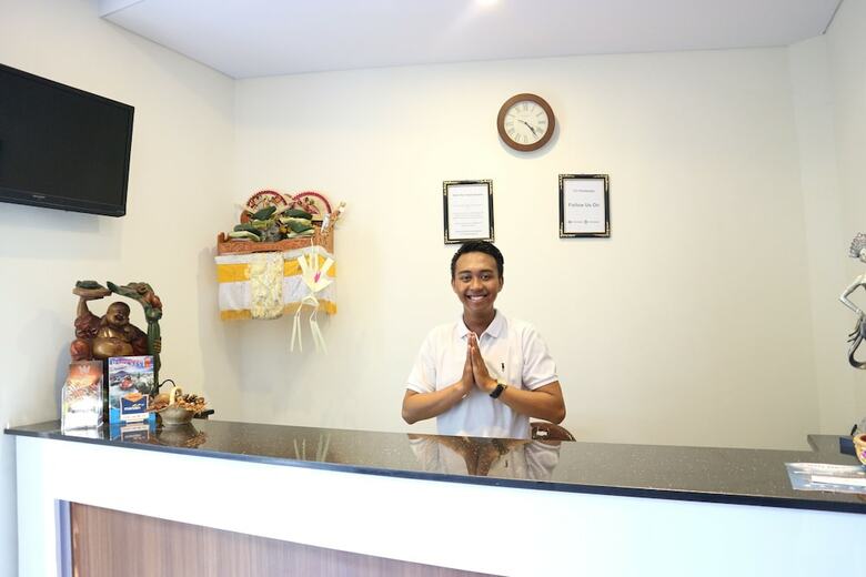 Hotel Tri Homestay Kuta