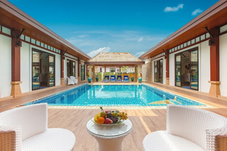 Rawai Vip Villas, Kids Park & Spa