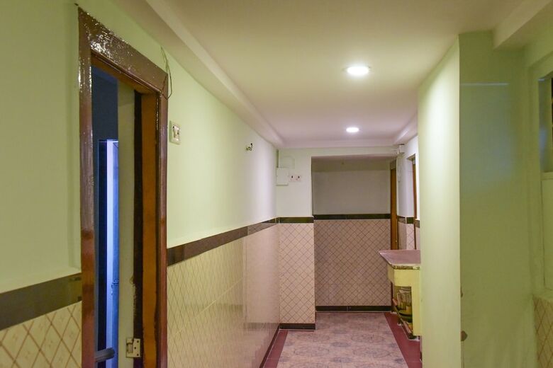 Evergreen Hotel