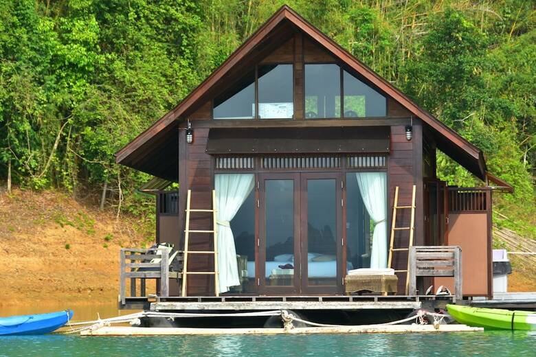 Hotel 500 Rai Khao Sok Floating Resort