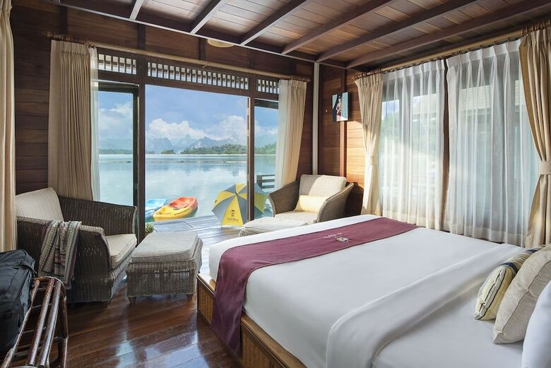 Hotel 500 Rai Khao Sok Floating Resort