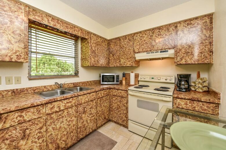 Banana Cabana And Cottage By Beachside Management