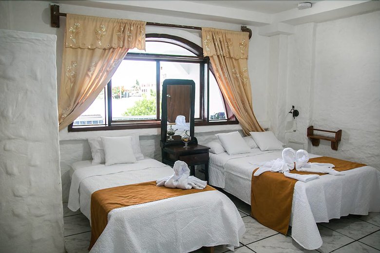 Hostal Sir Francis Drake